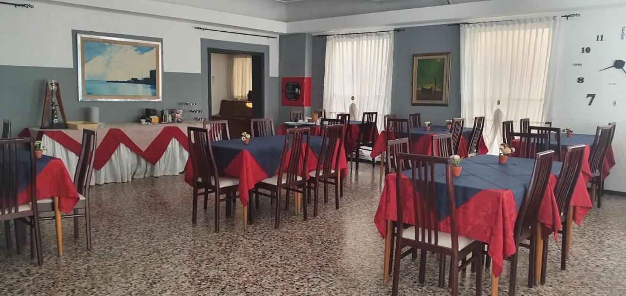 Hotel Venus Rimini Zewnętrze zdjęcie